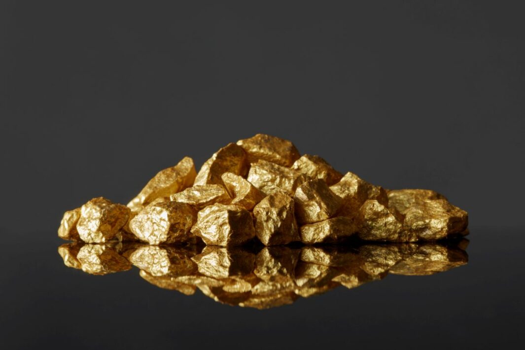 Speculators cut gold growth rates to 3-year lows